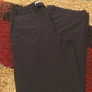 Old Navy dress pants Brown size 10